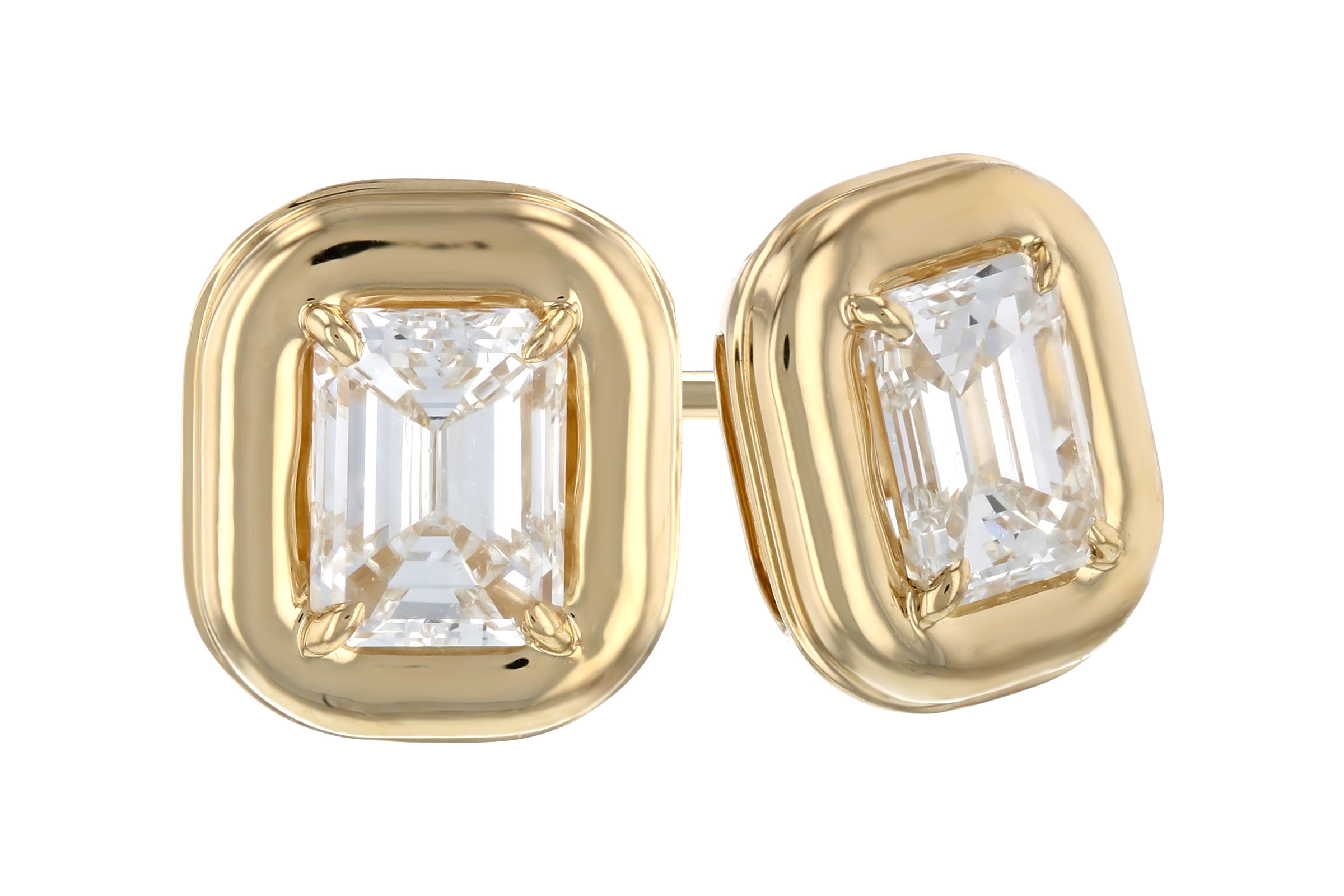 M284-76016: EARRINGS .48 TW EMERALD CUT DIA